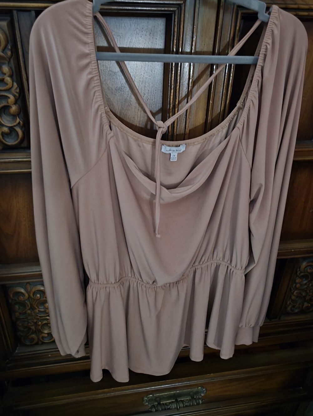 Pretty Taupe w/Hint Of Pink, Flowing Off The Shoulder Dressy Blouse, Tie Back. - Picture 3 of 11